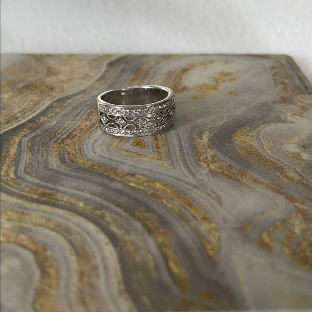 Helzberg diamond band 1/2ct tw
